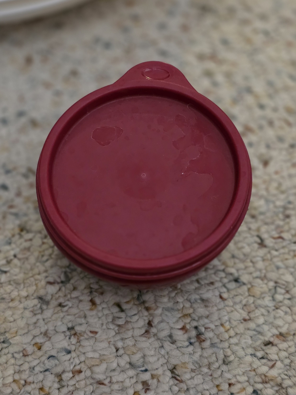 Tupperware Red Snap-Lid Food Container - Picture 4 of 15